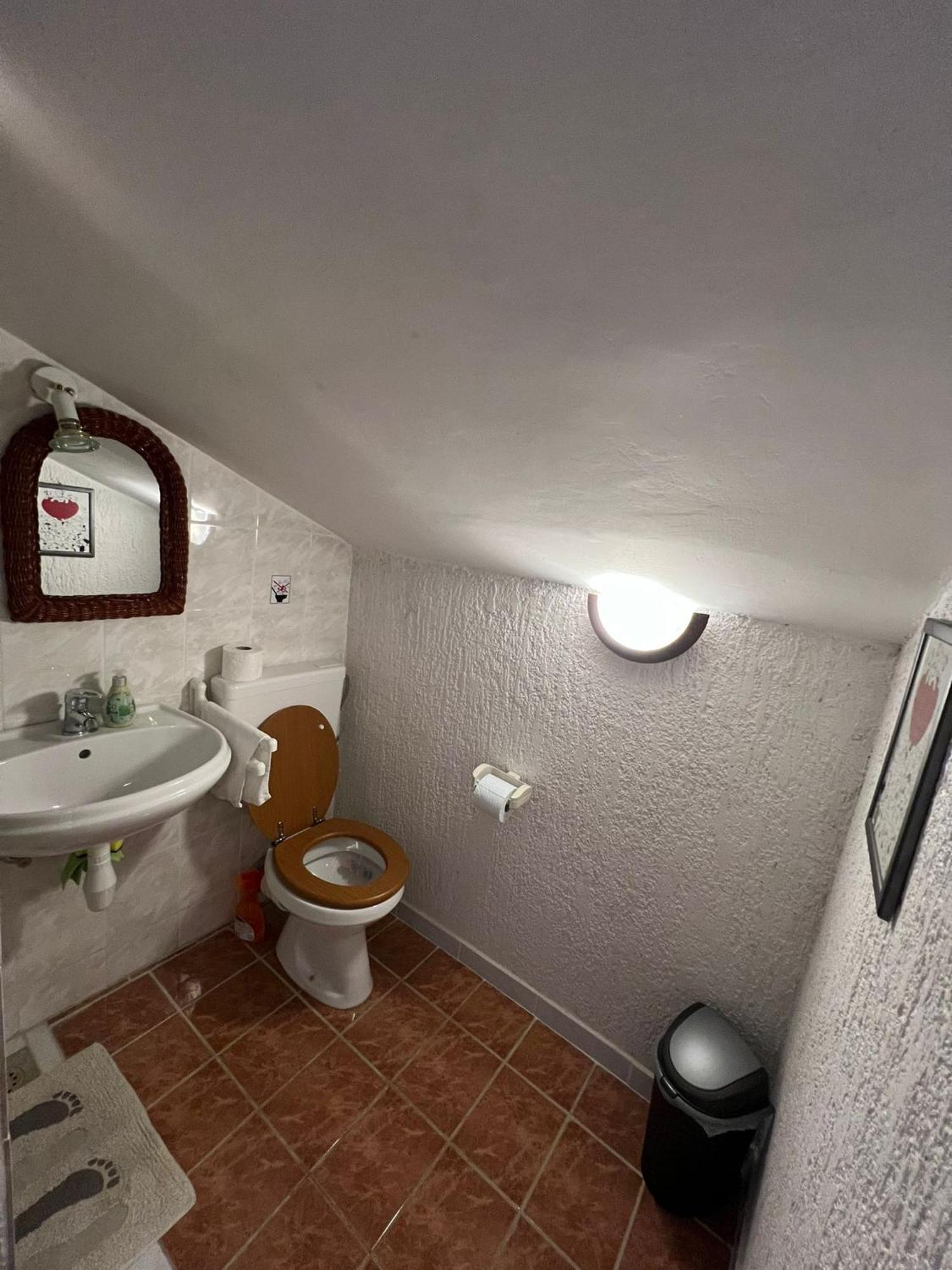 Apartments Dora And Tonka Krk Porat  Eksteriør bilde